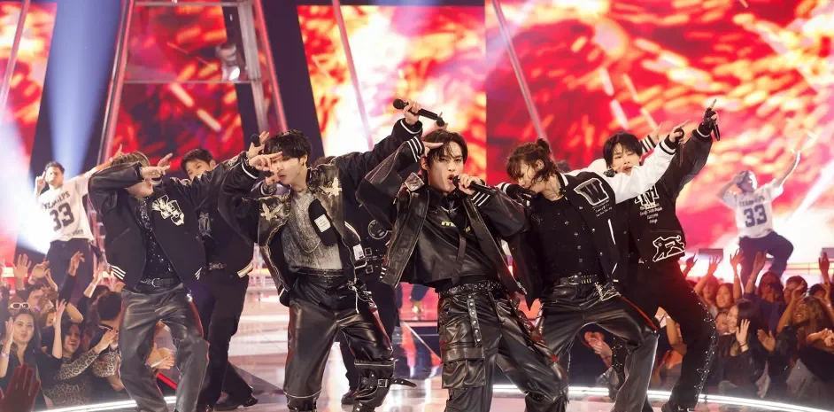 Stray Kids