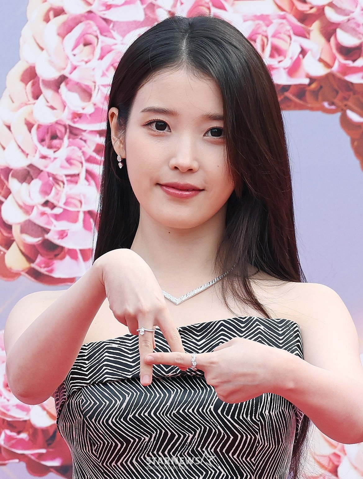 IU